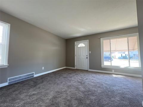 30005 Phillips Ave, Wickliffe, OH 44092 photo 6