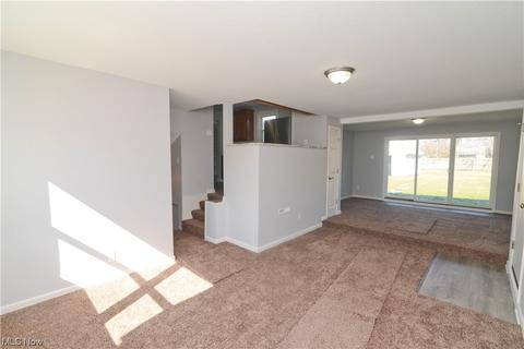 300 Meadowbrook Ave, Boardman, OH 44512 photo 4