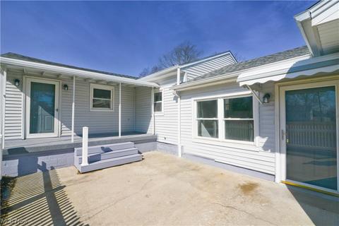 300 Meadowbrook Ave, Boardman, OH 44512 photo 2
