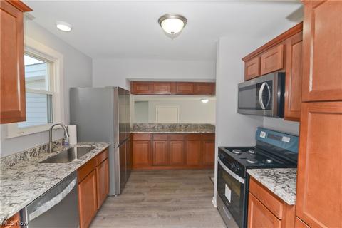 300 Meadowbrook Ave, Boardman, OH 44512 photo 10