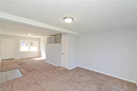 300 Meadowbrook Ave, Boardman, OH 44512 photo 7
