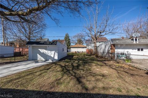 6902 Gerald Ave, Parma, OH 44129 photo 30
