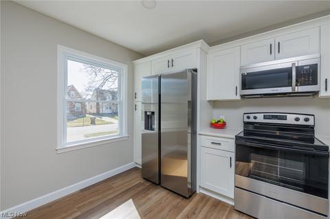 6902 Gerald Ave, Parma, OH 44129 photo 9