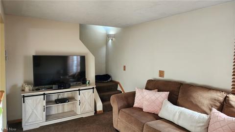 1421 Rockefeller Rd, Wickliffe, OH 44092 photo 9