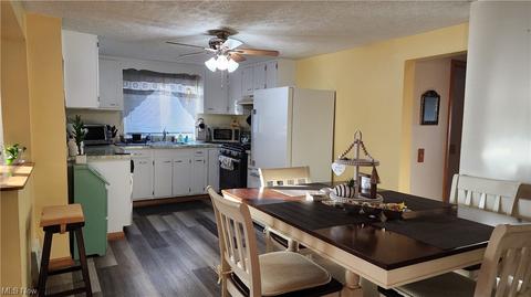 1421 Rockefeller Rd, Wickliffe, OH 44092 photo 6