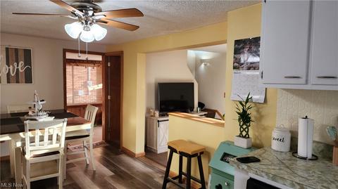 1421 Rockefeller Rd, Wickliffe, OH 44092 photo 7
