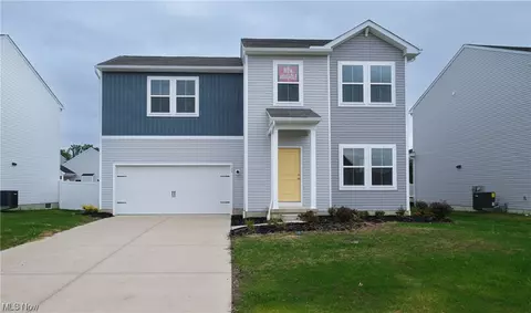 323 River Run Dr, Elyria, OH 44035