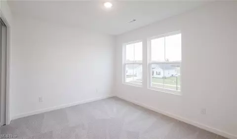 323 River Run Dr, Elyria, OH 44035 photo 18