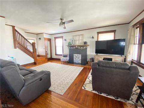 201 Harvard Ave, Elyria, OH 44035 photo 2