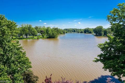 53 Bayview Dr, Beloit, OH 44609 photo 5