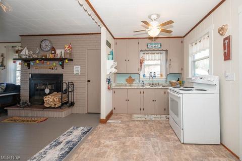 53 Bayview Dr, Beloit, OH 44609 photo 9