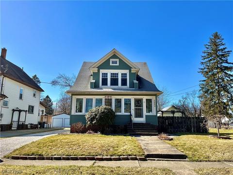 1343 Ohio Ave, Ashtabula, OH 44004 photo 1