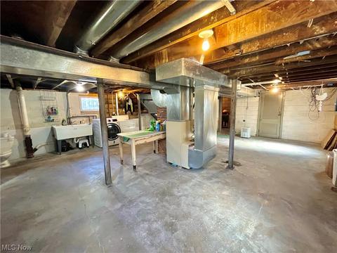 1343 Ohio Ave, Ashtabula, OH 44004 photo 25