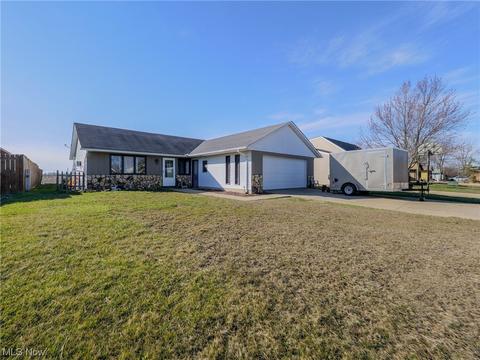 130 Potomac, Elyria, OH 44035 photo 3