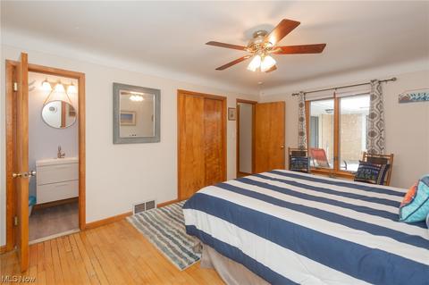 292 E Parkhaven Dr, Seven Hills, OH 44131 photo 15