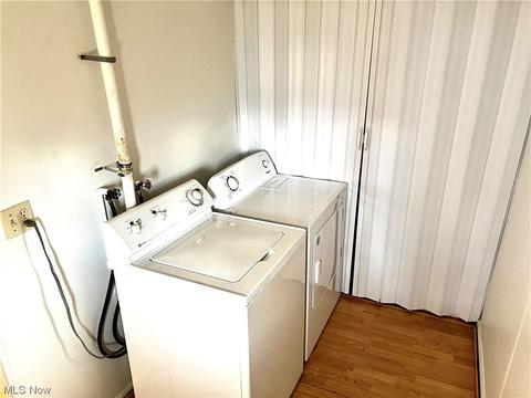 366 Roosevelt Ave, Elyria, OH 44035 photo 9