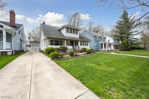 110 E 208th St, Euclid, OH 44123 photo 2