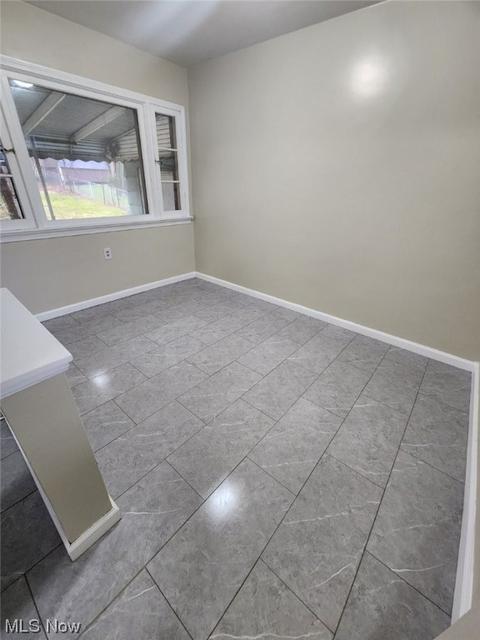 1711 Breiding Rd, Akron, OH 44310 photo 7