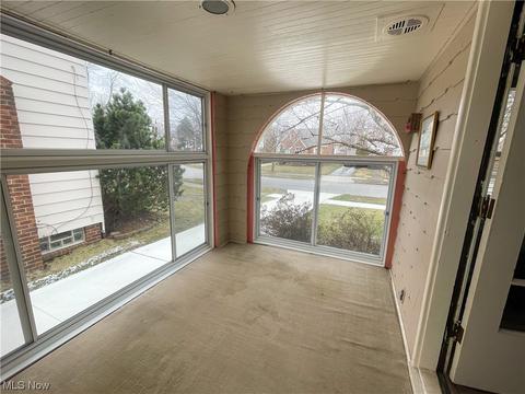 313 E 216th St, Euclid, OH 44123 photo 7