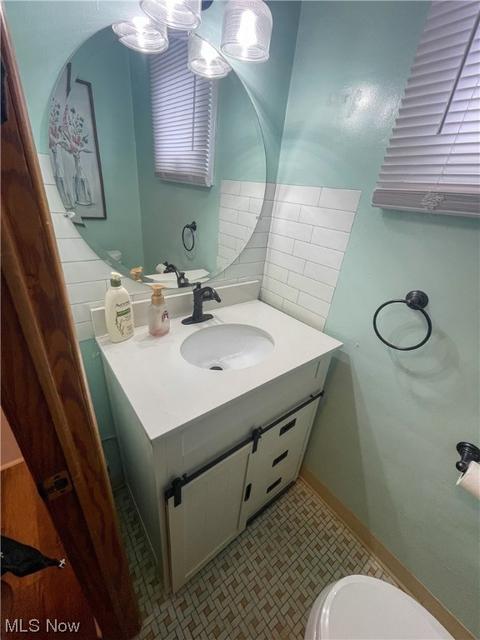 313 E 216th St, Euclid, OH 44123 photo 16