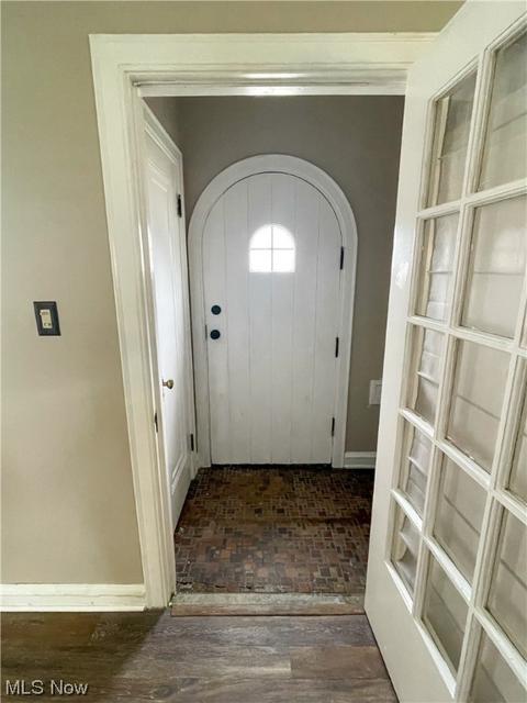 313 E 216th St, Euclid, OH 44123 photo 3