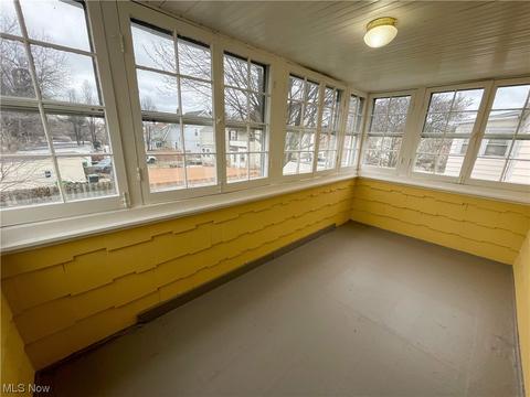 313 E 216th St, Euclid, OH 44123 photo 23