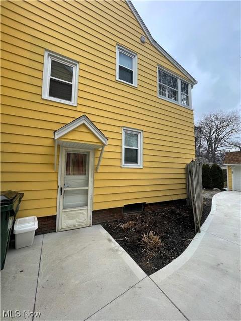 313 E 216th St, Euclid, OH 44123 photo 32