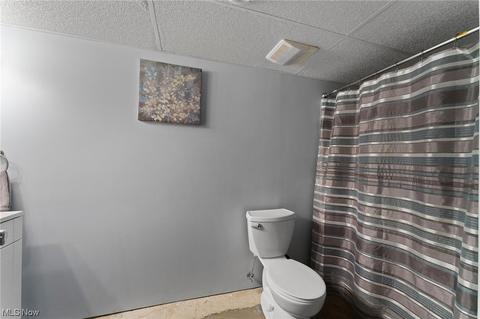180 Helena Dr, Struthers, OH 44471 photo 18