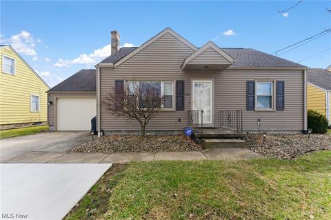 180 Helena Dr, Struthers, OH 44471 photo 1