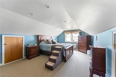 180 Helena Dr, Struthers, OH 44471 photo 13