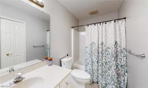 790 E Hutton Rd, Wooster, OH 44691 photo 20