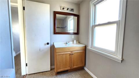 359 E 324th St, Willowick, OH 44095 photo 19