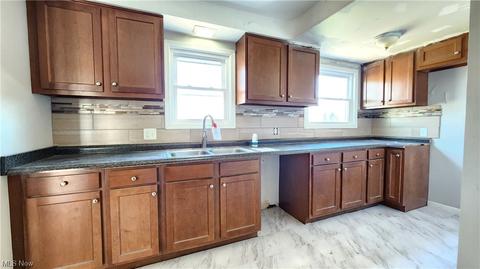 359 E 324th St, Willowick, OH 44095 photo 12