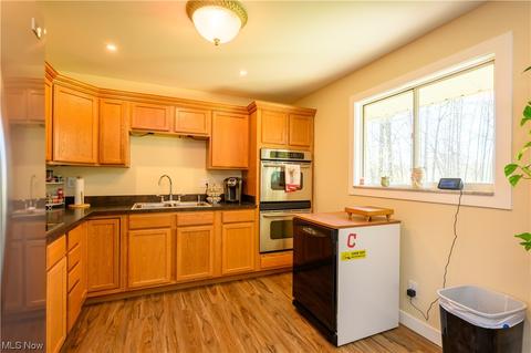 45715 Telegraph Rd, Elyria, OH 44035 photo 15