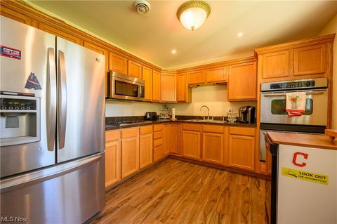 45715 Telegraph Rd, Elyria, OH 44035 photo 16