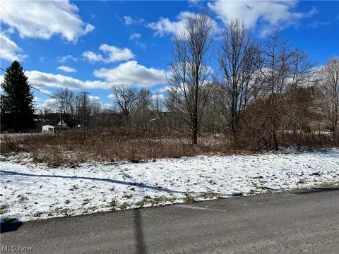 Park Circle N, East Liverpool, OH 43920