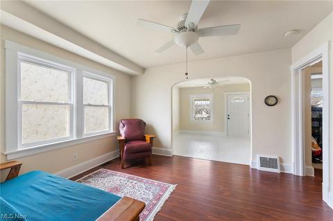166 Harvey St, Struthers, OH 44471 photo 6