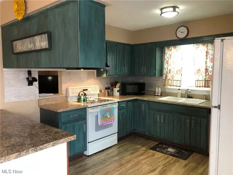 37 Pyle Pl, Adena, OH 43901 photo 10