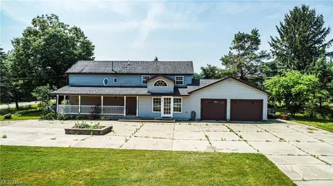 7774 Sidley Rd, Thompson, OH 44086