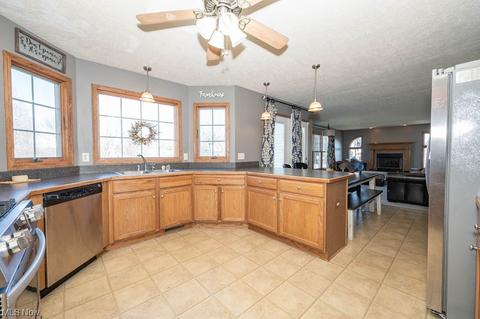27112 Lakeside Dr, Beloit, OH 44609 photo 12