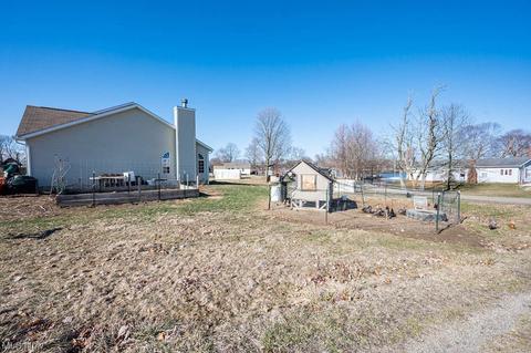 27112 Lakeside Dr, Beloit, OH 44609 photo 35