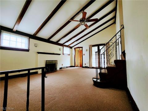 145 E 206th St, Euclid, OH 44123 photo 2