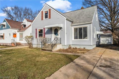 461 E 272nd St, Euclid, OH 44132 photo 2
