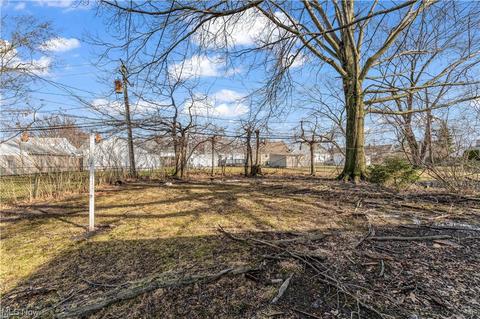 461 E 272nd St, Euclid, OH 44132 photo 32
