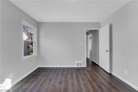 461 E 272nd St, Euclid, OH 44132 photo 15