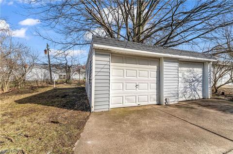 461 E 272nd St, Euclid, OH 44132 photo 30