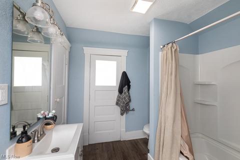 1306 Middle Ave, Elyria, OH 44035 photo 8