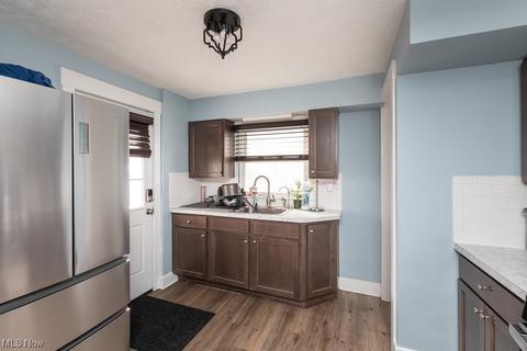 1306 Middle Ave, Elyria, OH 44035 photo 7