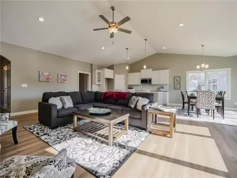 595 Iris Pl, Aurora, OH 44202 photo 11