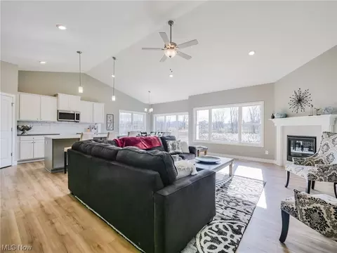 595 Iris Pl, Aurora, OH 44202 photo 10